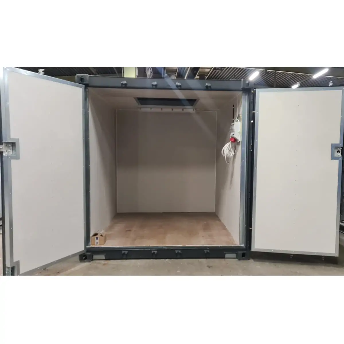 Container för batteriförvaring
